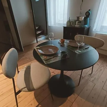 בית נופש Charmante Maison De Les 2b46