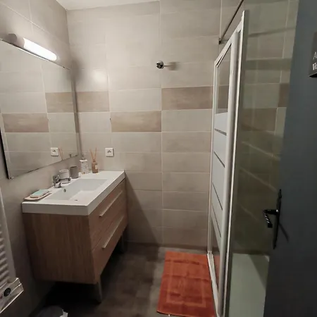 Holiday home Charmante Maison De Les 2b46